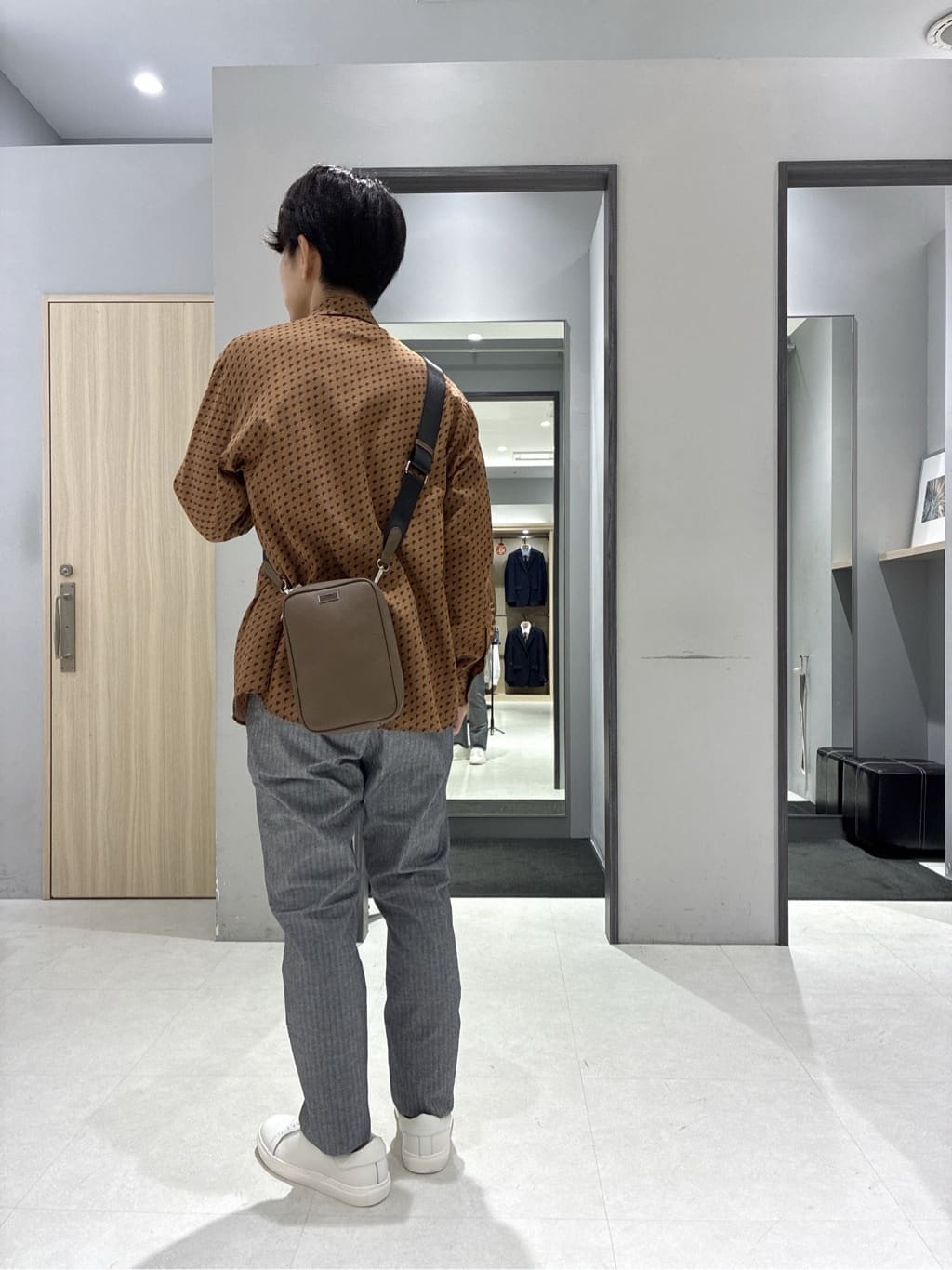わいずみさんの「TAKEO KIKUCHI｜ボーラーハット柄 長袖シャツ」を使ったコーディネート