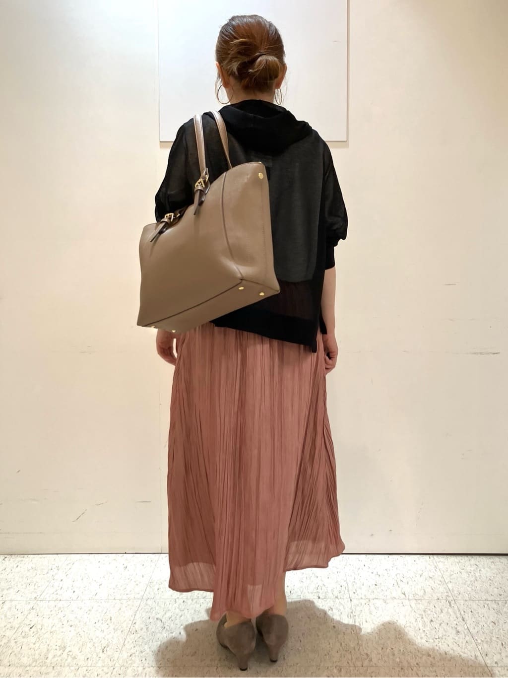 kozuさんの「Reflect｜【選べる7色◎／手洗い可／二の腕カバー】半袖ニット」を使ったコーディネート