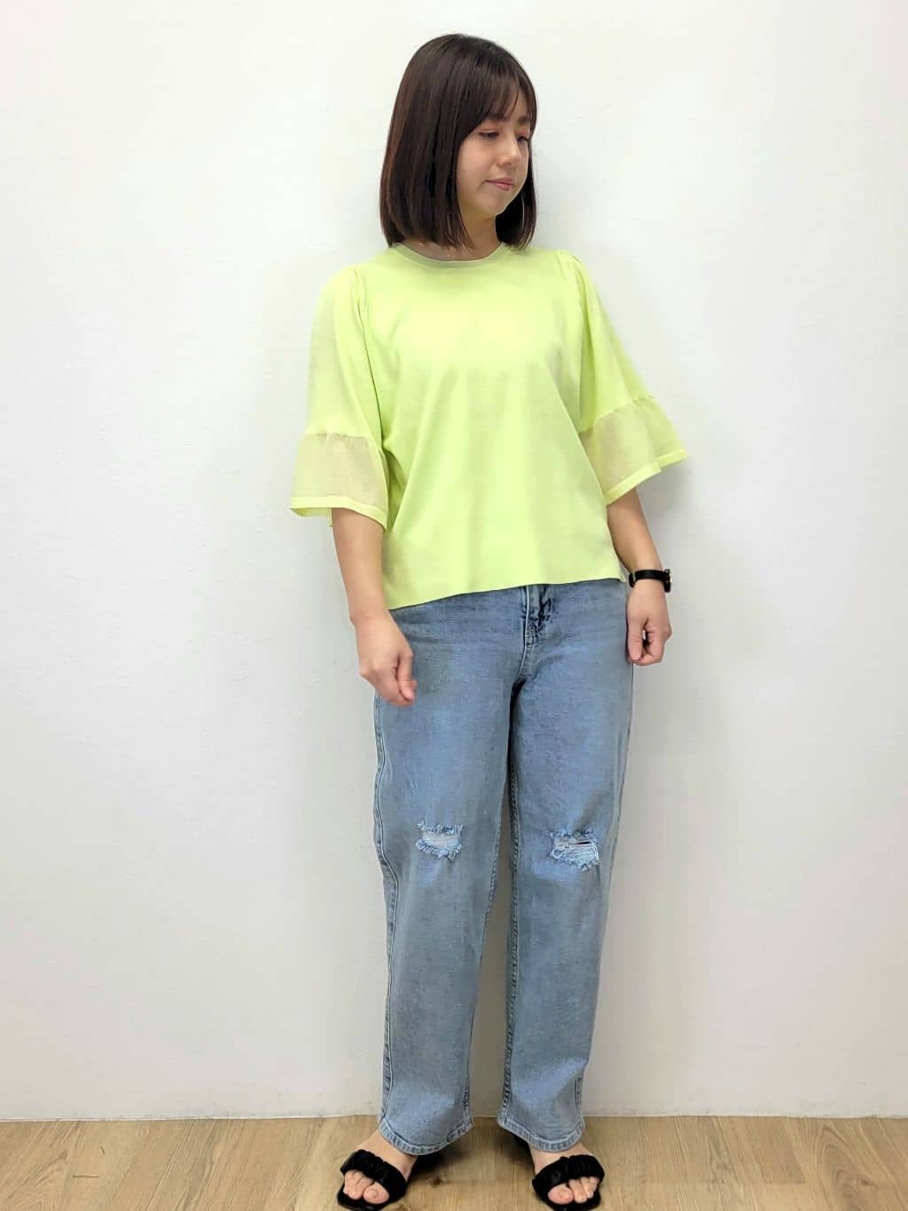 LISAさんの「OPAQUE.CLIP｜《5色展開》シアーフレアスリーブニット【洗濯機洗い可】」を使ったコーディネート