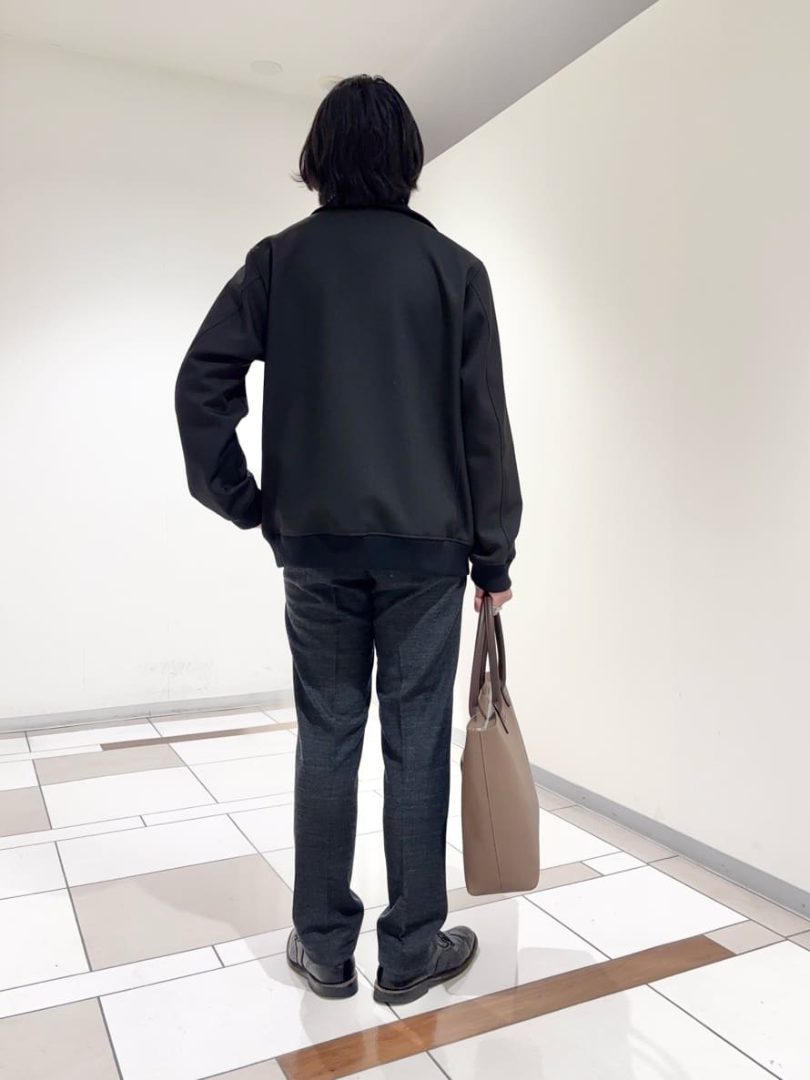及川さんの「TAKEO KIKUCHI｜【JUST ONE LAYER】ダウンファブリック ジップアップ リブ ブルゾン」を使ったコーディネート