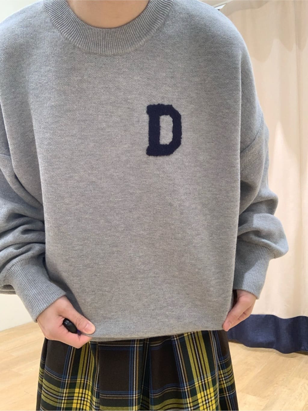 IMARIさんの「Dessin｜【洗える】Dサガラ刺繍ワッペン付きニット」を使ったコーディネート