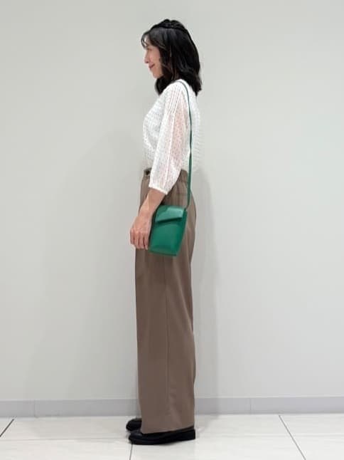 kayoさんの「INDIVI｜フロッキードットブラウス」を使ったコーディネート