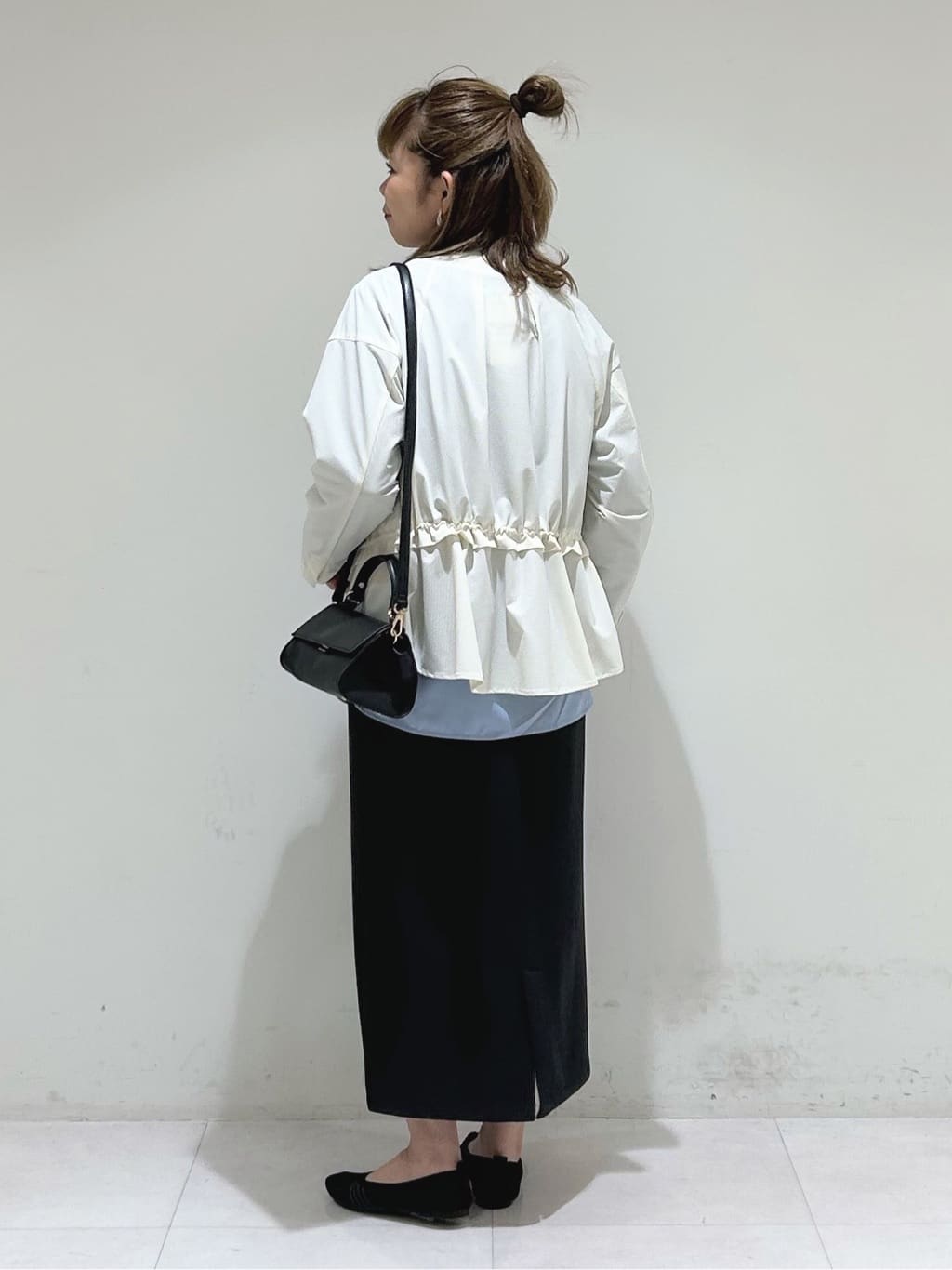 tsuyuさんの「INDIVI｜【コットン】シャツ切り替えカットソー」を使ったコーディネート