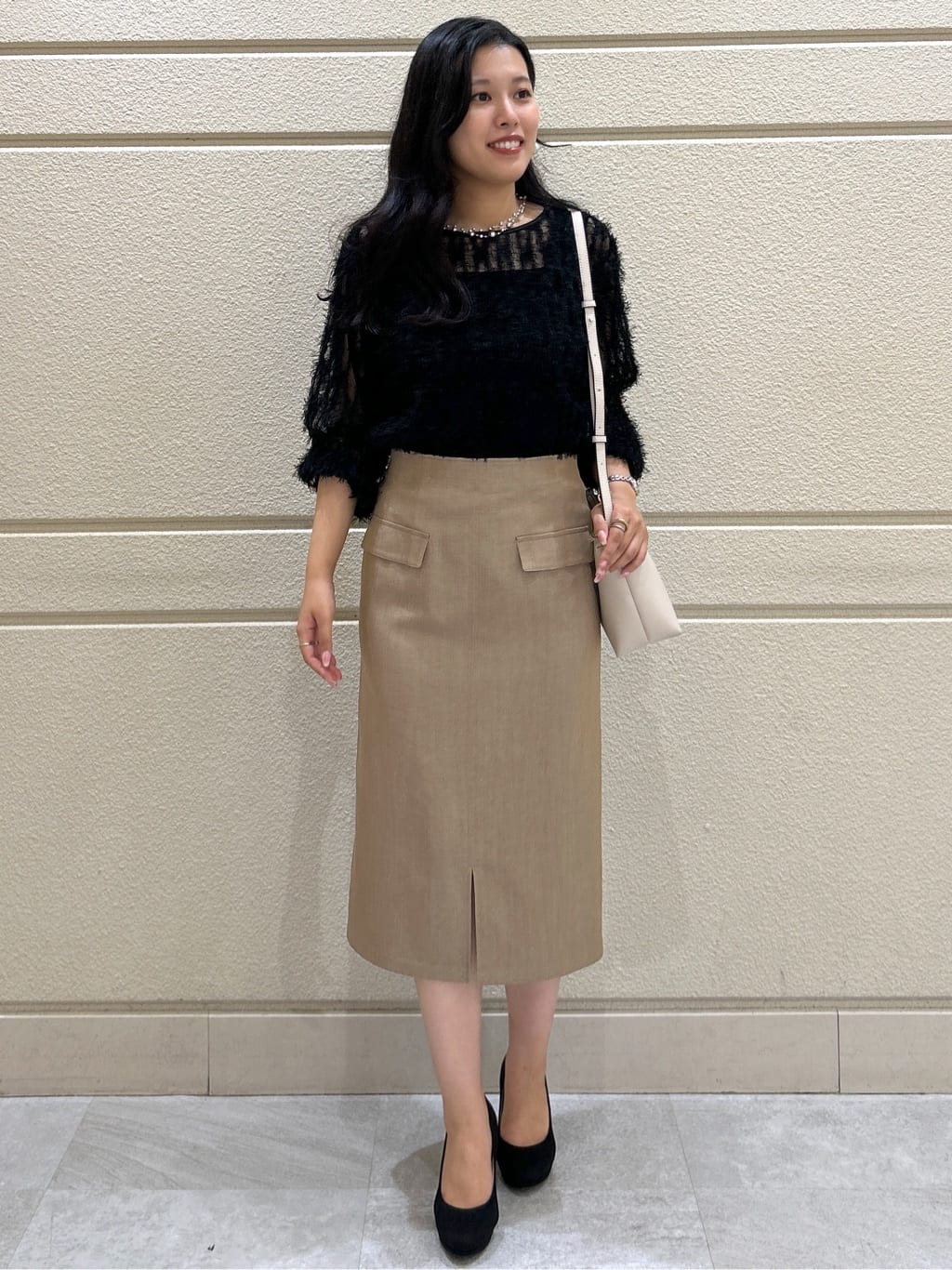 Momokaさんの「COUP DE CHANCE｜【手洗い可／日本製】フェザーチュールのブラウス」を使ったコーディネート