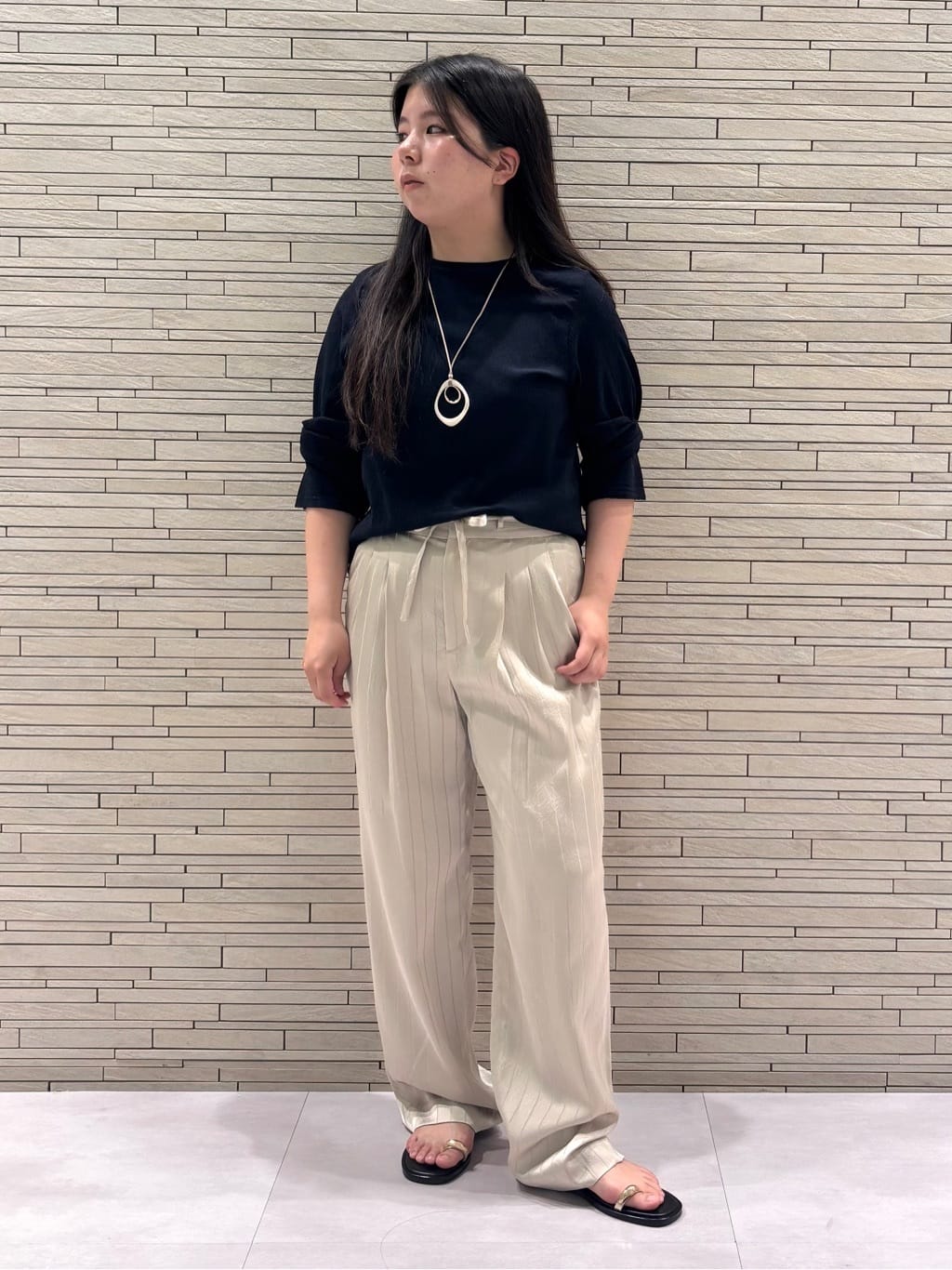 MEGUMIさんの「INDIVI｜」を使ったコーディネート