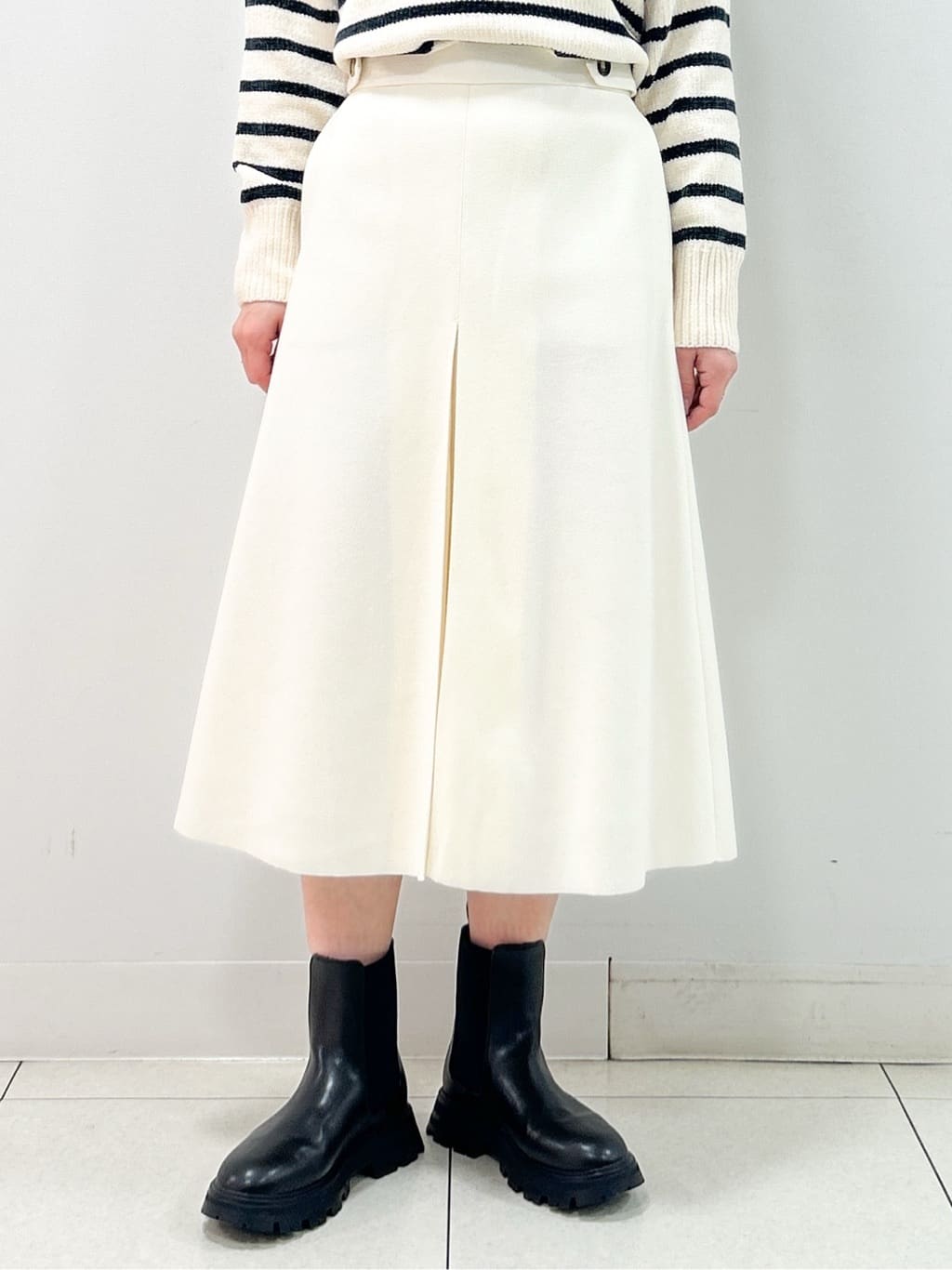Kaiさんの「Dessin｜【撥水・2WAY】ミュラーダウンコートミドル丈」を使ったコーディネート