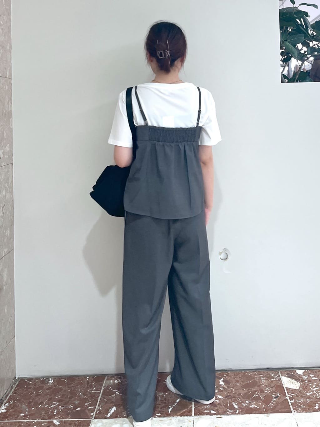 Makinoさんの「Dessin｜【洗える】チュール刺繍Tシャツ」を使ったコーディネート