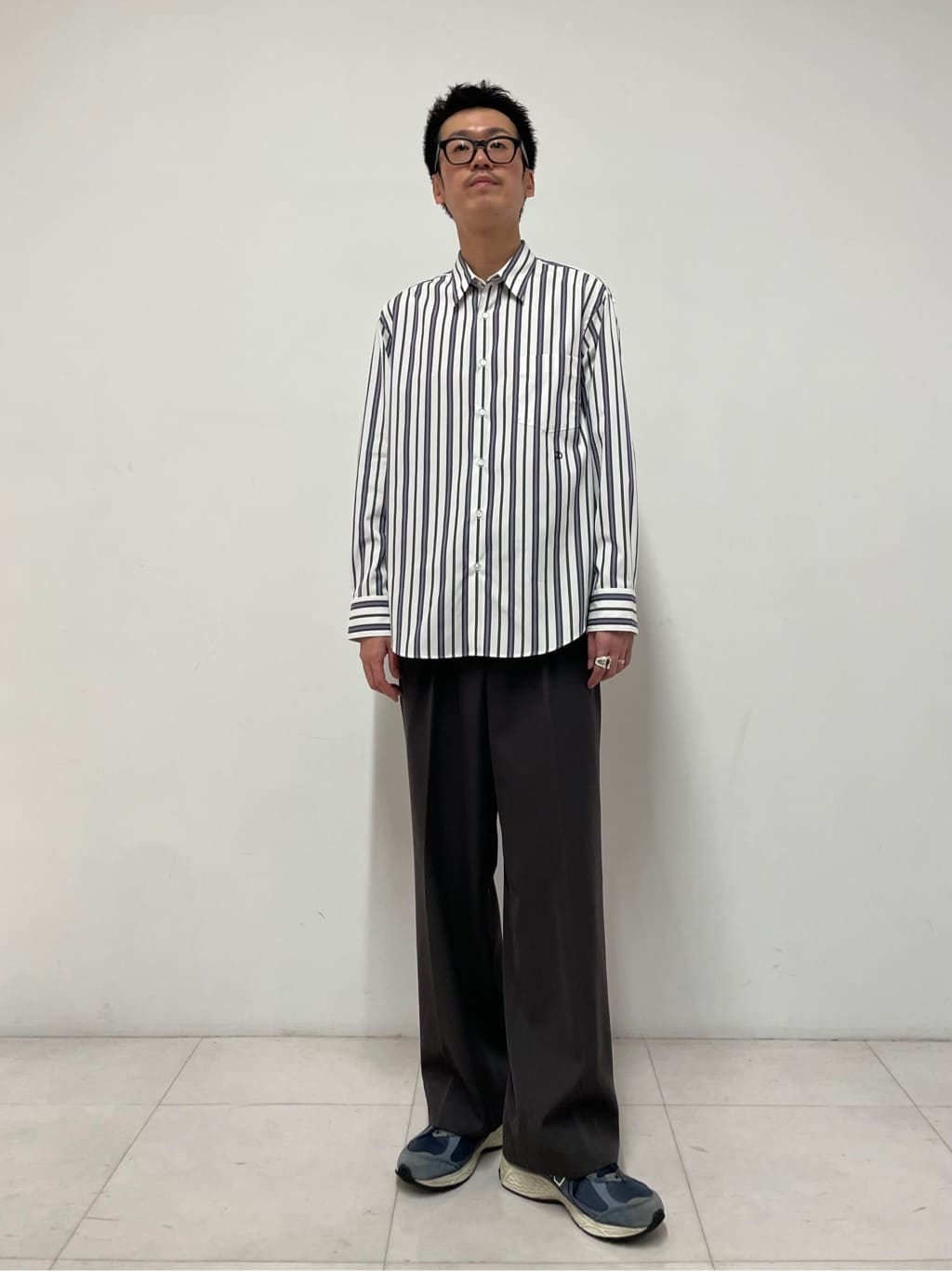 蒲谷祐太さんの「DRESSTERIOR｜◆ウォッシャブル コットンカシミヤスムースニット」を使ったコーディネート
