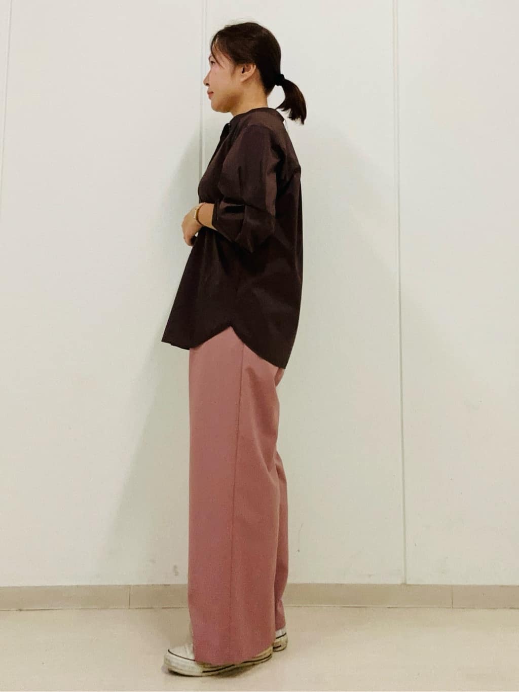 haseさんの「Reflect｜【さらっと一枚で決まる／重ね着にもおすすめ◎】タックスリーブシャツブラウス」を使ったコーディネート