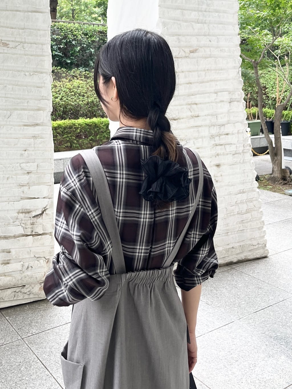 cotaniさんの「grove｜今の季節にちょうどいい　オンブレーチェックシャツ」を使ったコーディネート