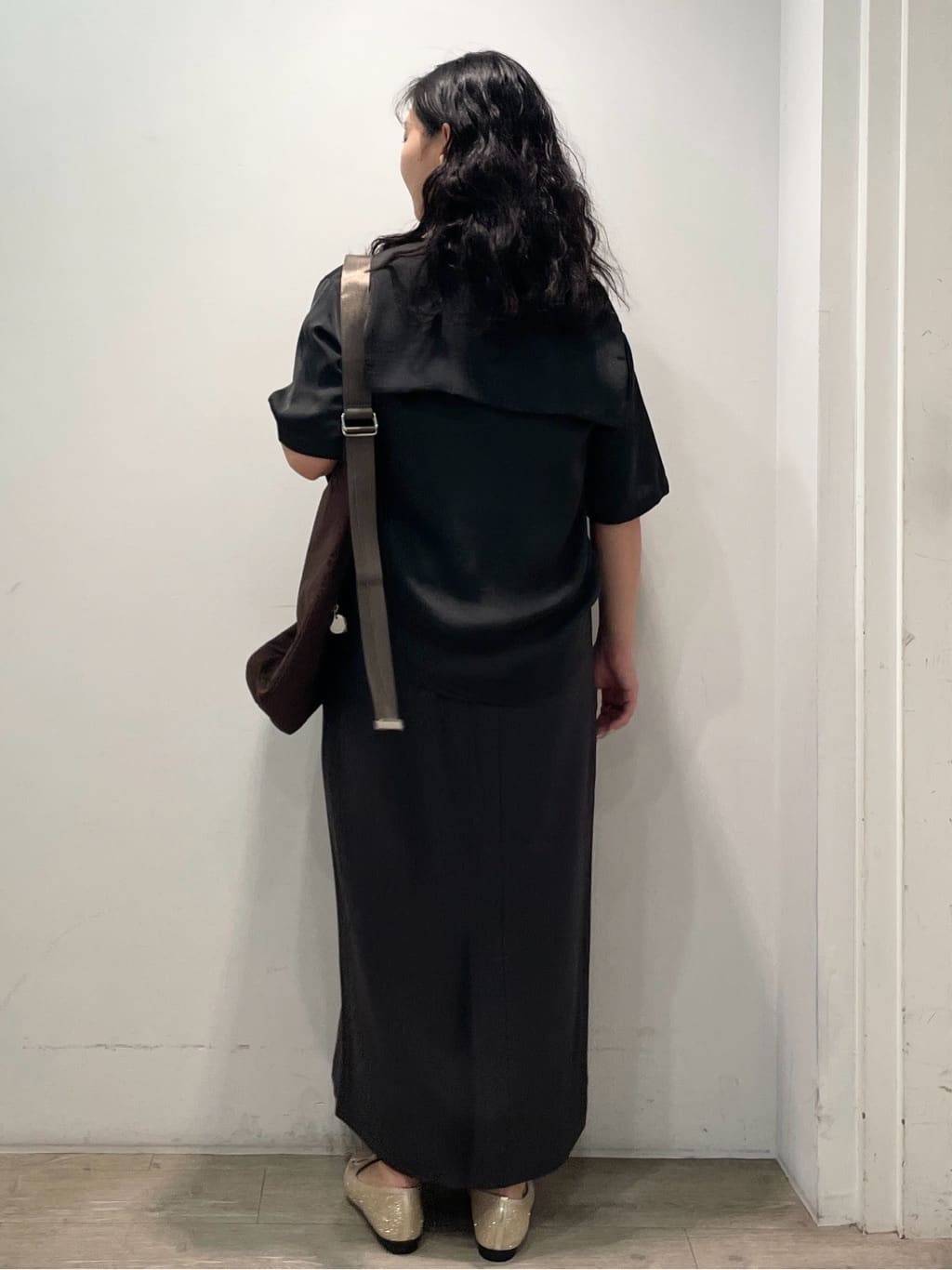 sumicaさんの「OPAQUE.CLIP｜ヴィンテージサテンセーラーカラーブラウス【洗濯機洗い可】」を使ったコーディネート