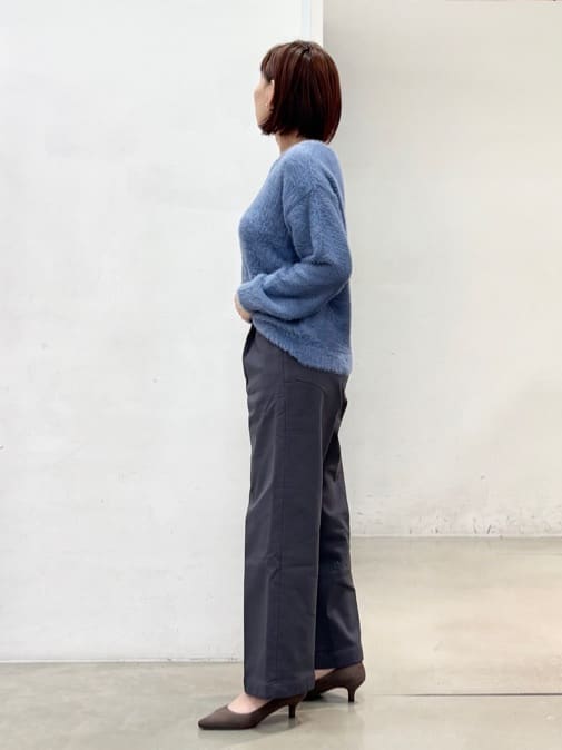 fujiさんの「THE SHOP TK｜【華やかで柔らか】ふわふわフェザーニット/洗える・前後2WAY」を使ったコーディネート