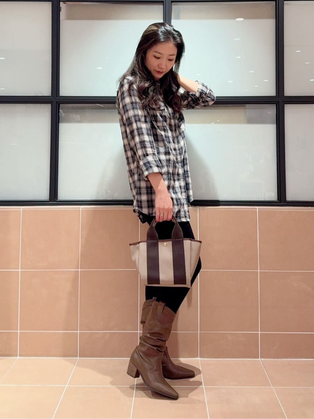 kaoriさんの「ESPERANZA｜シャーリングウエスタンブーツ」を使ったコーディネート