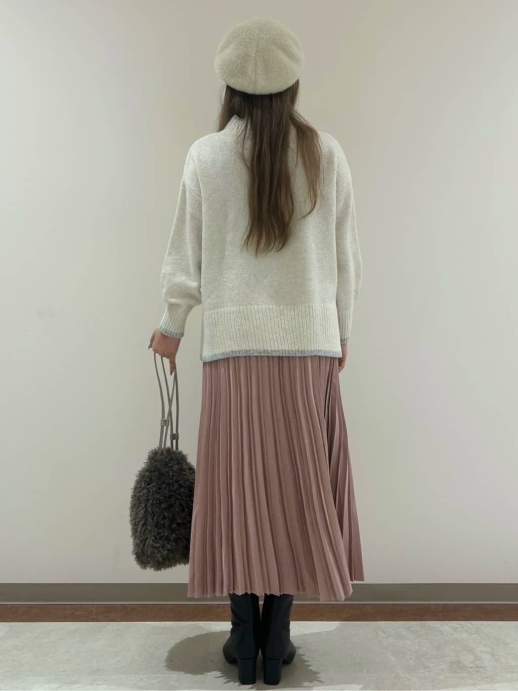 ゆめさんの「grove｜【洗える】ふんわりウール混オーバーサイズニット」を使ったコーディネート