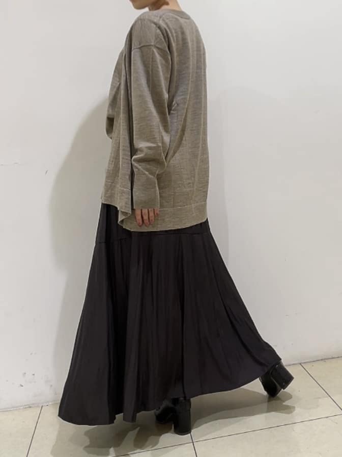 watanabeさんの「UNTITLED｜【アンサンブル可/洗える/ボタンなし】シルクウールカシミヤ 着流しカーディガン」を使ったコーディネート