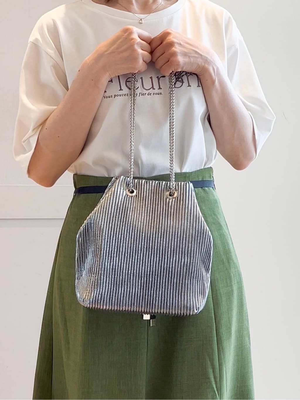 yamakoさんの「grove｜ドットで華やぐ　軽やかマーメイドスカート」を使ったコーディネート