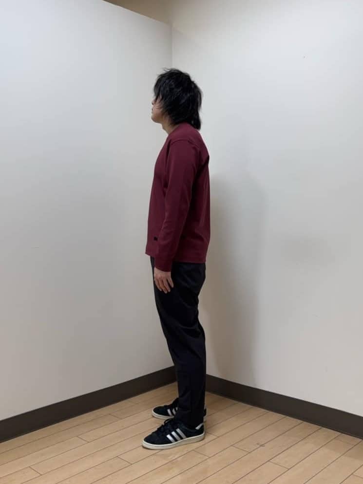 あきやまさんの「TAKEO KIKUCHI｜【3D ナイロン ストレッチ】ジップアップ フードブルゾン」を使ったコーディネート