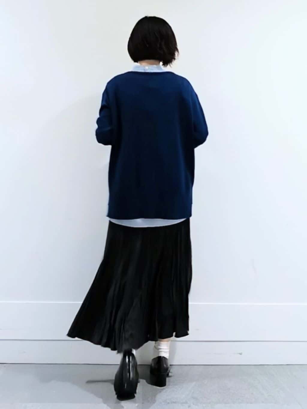 ミズタさんの「UNTITLED｜【8色展開/体型カバー】魅せるタイムレスニット」を使ったコーディネート
