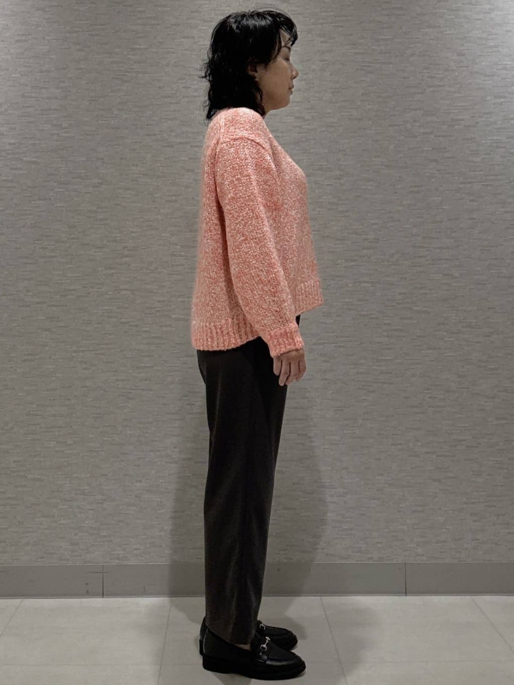KOJIMAさんの「Reflect｜【一枚で着映え◎／ゆったり着られるワンサイズ】スパンコール&times;ラメニット」を使ったコーディネート