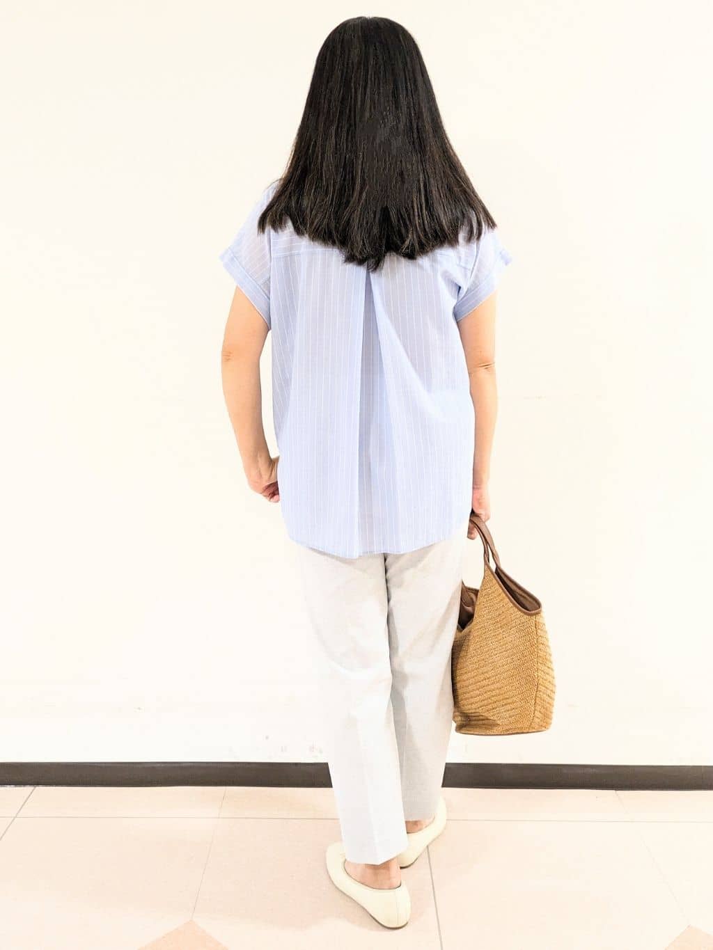 ともさんの「UNTITLED｜【洗える/スキッパー】フレンチスリーブシアーブラウス」を使ったコーディネート