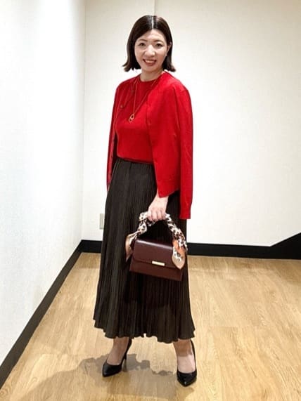 MIKIKOさんの「UNTITLED｜【アンサンブル可/薄手】ベーシッククルーネックカーディガン」を使ったコーディネート
