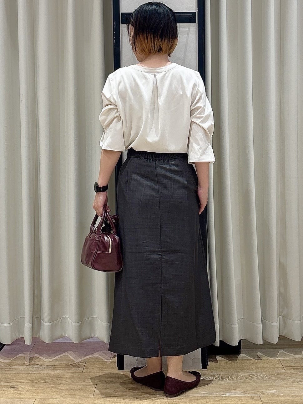 amamaさんの「grove｜【カセット服】洗えるストレートシルエットスカート」を使ったコーディネート