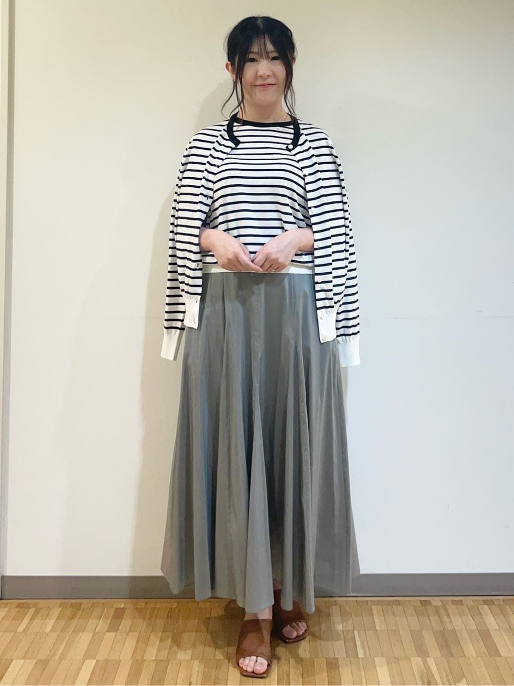 フナキさんの「UNTITLED｜メタリックメッシュトート」を使ったコーディネート