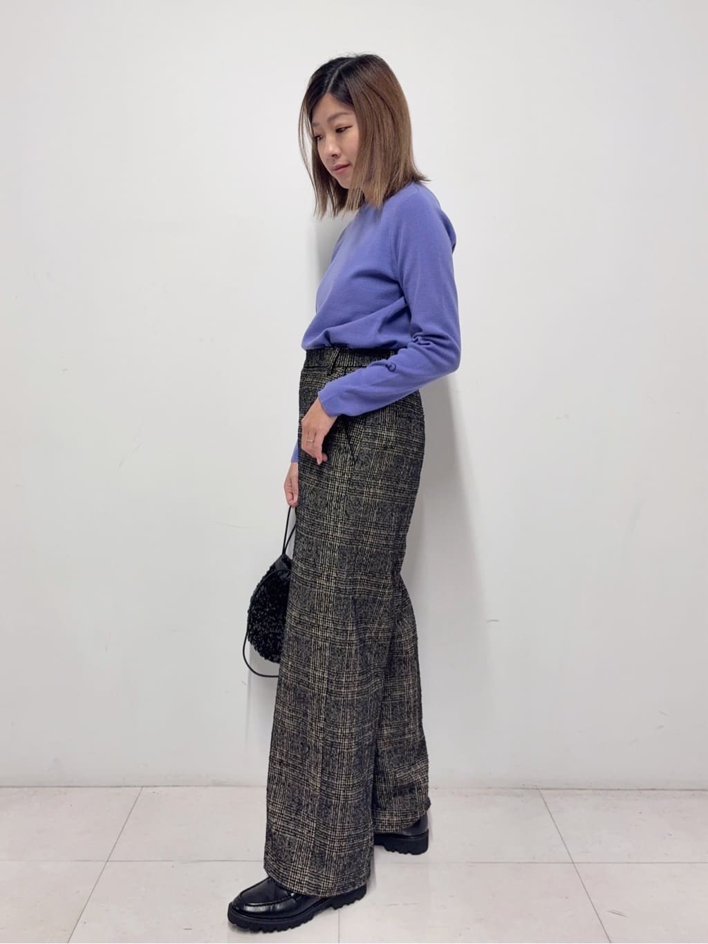 Nishijimaさんの「DRESSTERIOR｜ストレッチフルニードルニット」を使ったコーディネート