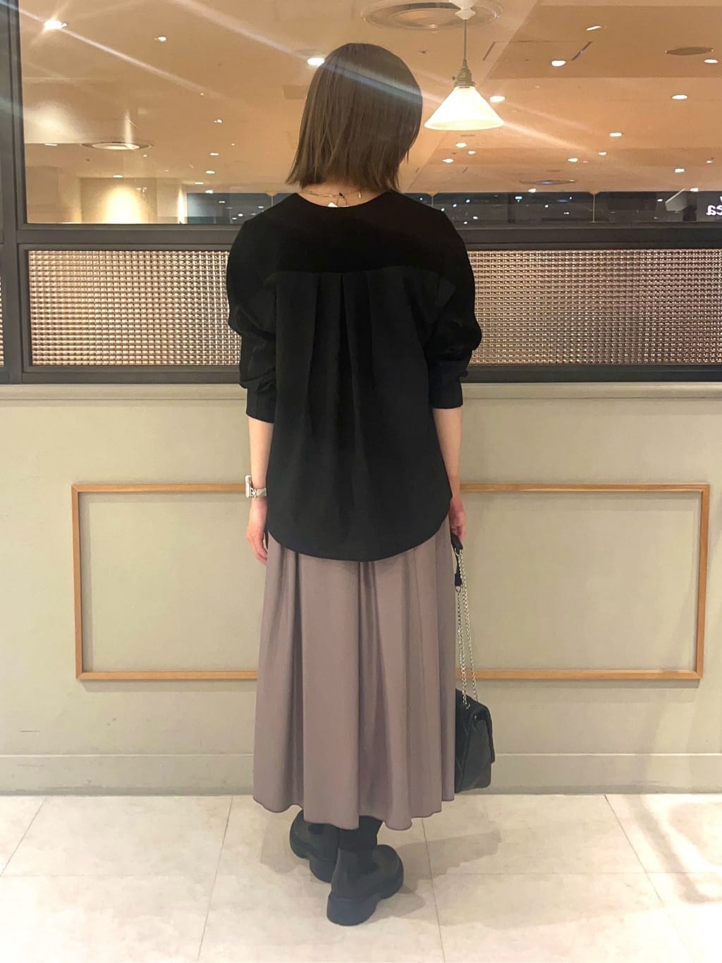 kumiさんの「INDIVI｜【洗える／選べる8色】トーンアップニット」を使ったコーディネート