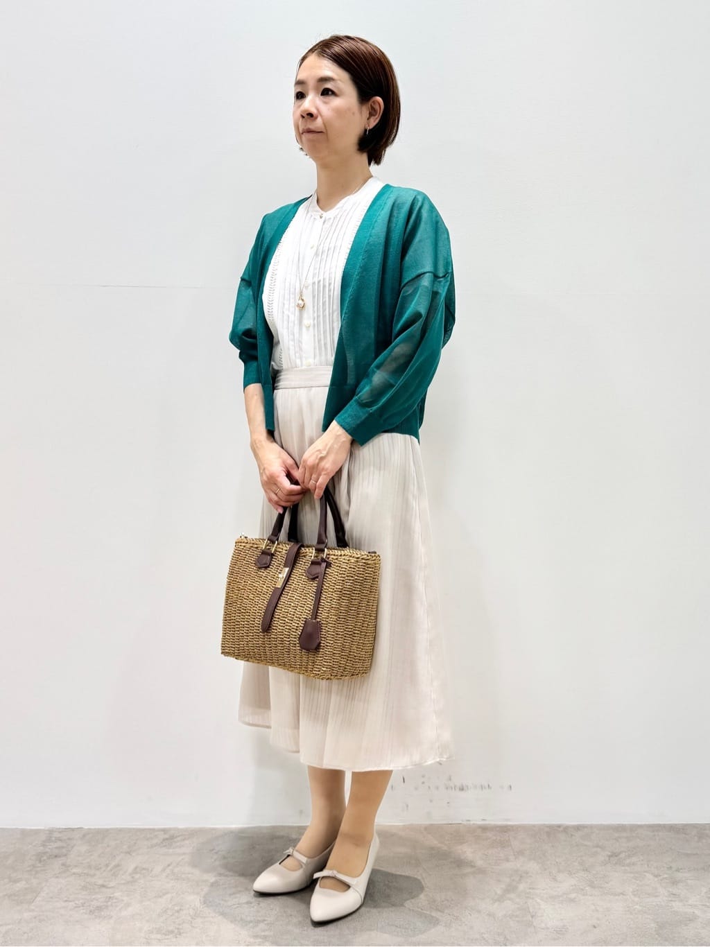 koyaさんの「Reflect｜◆【選べる7色◎／手洗い可】フロントピンタックデザインブラウス」を使ったコーディネート