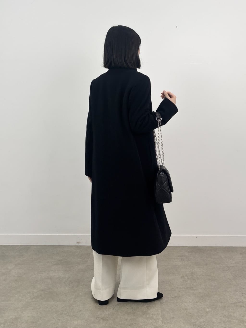 Yoshimiさんの「INDIVI｜【褒められパンツ/ウール調素材】ラメ混ワイドパンツ」を使ったコーディネート