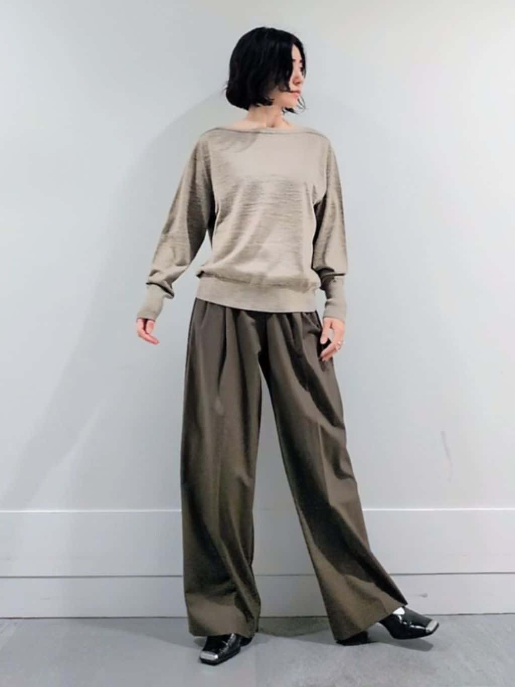 ミズタさんの「UNTITLED｜【アンサンブル可/洗える/ボタンなし】シルクウールカシミヤ 着流しカーディガン」を使ったコーディネート
