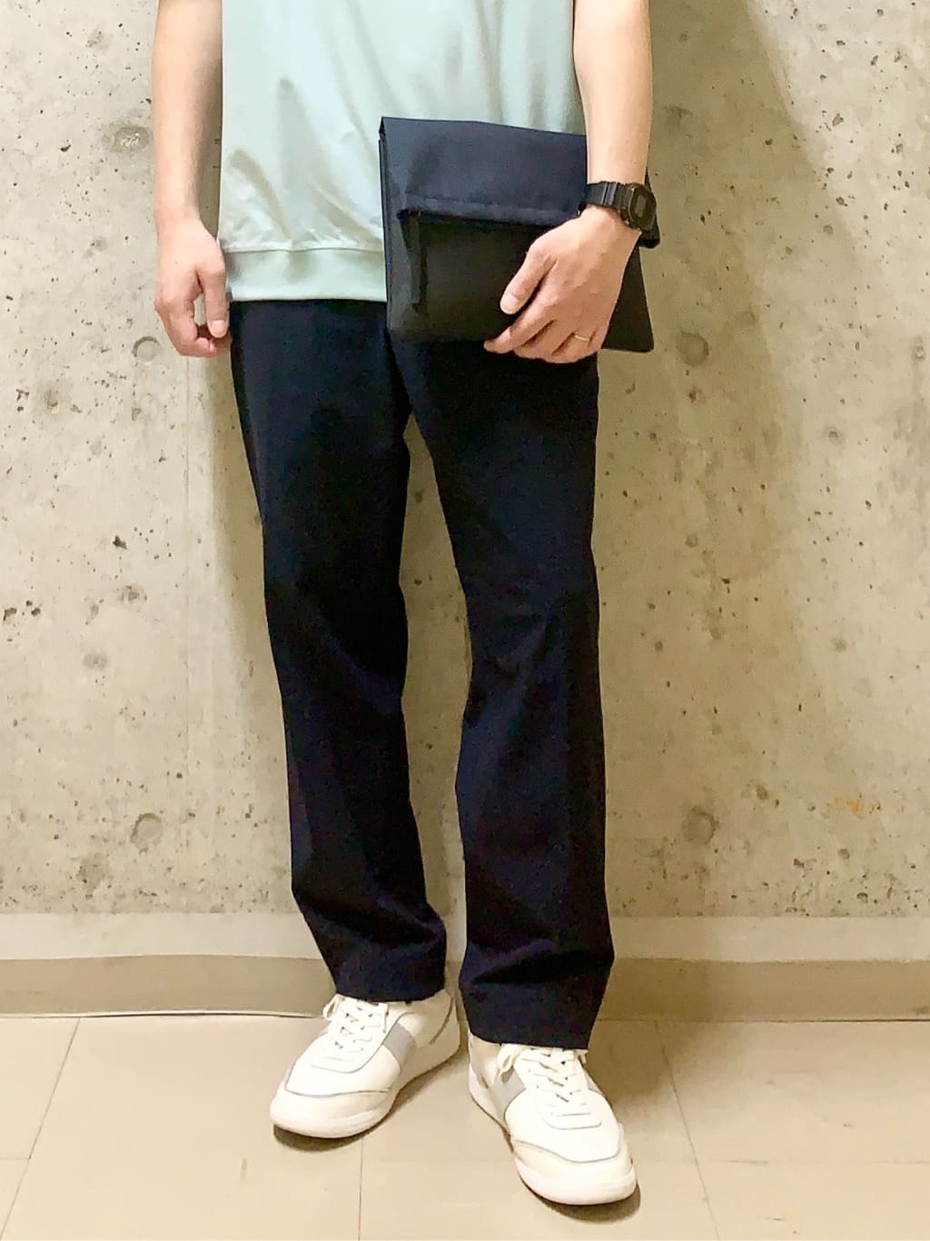 木村剛さんの「TAKEO KIKUCHI｜【抗菌防臭／5サイズ展開】ハイゲージポンチ Tシャツ」を使ったコーディネート