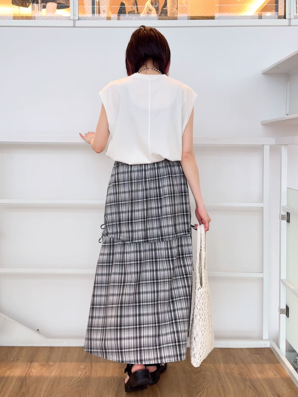 𝐜𝐡𝐢𝐤𝐚さんの「SHOO･LA･RUE｜【S-LL】シルエットが変えられる チェック柄リボンフレアスカート」を使ったコーディネート