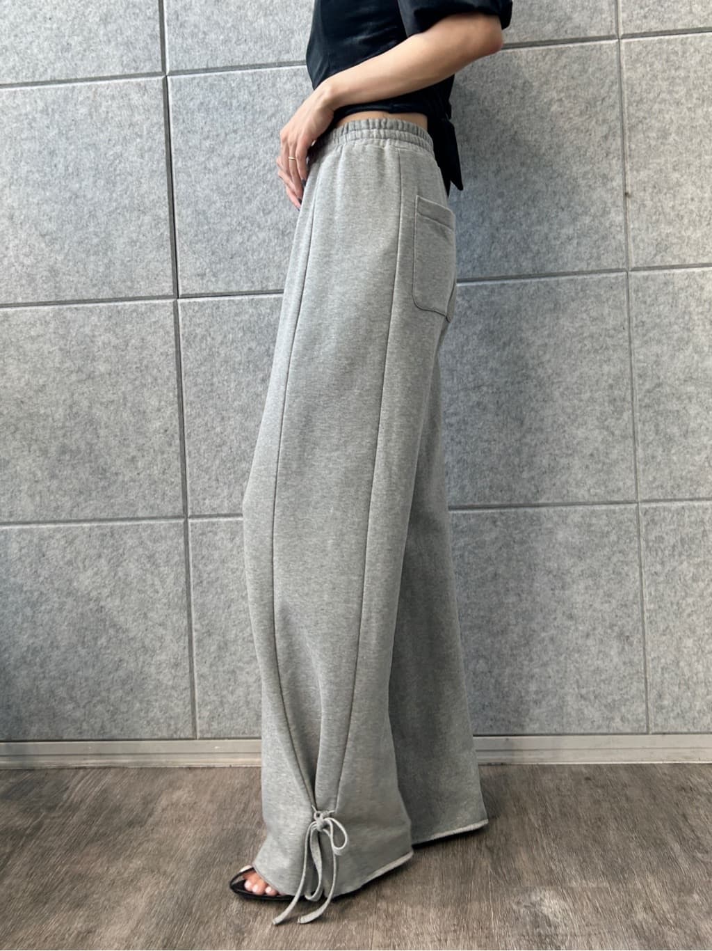 harunaさんの「CODE A｜velvet ribbon pullover」を使ったコーディネート