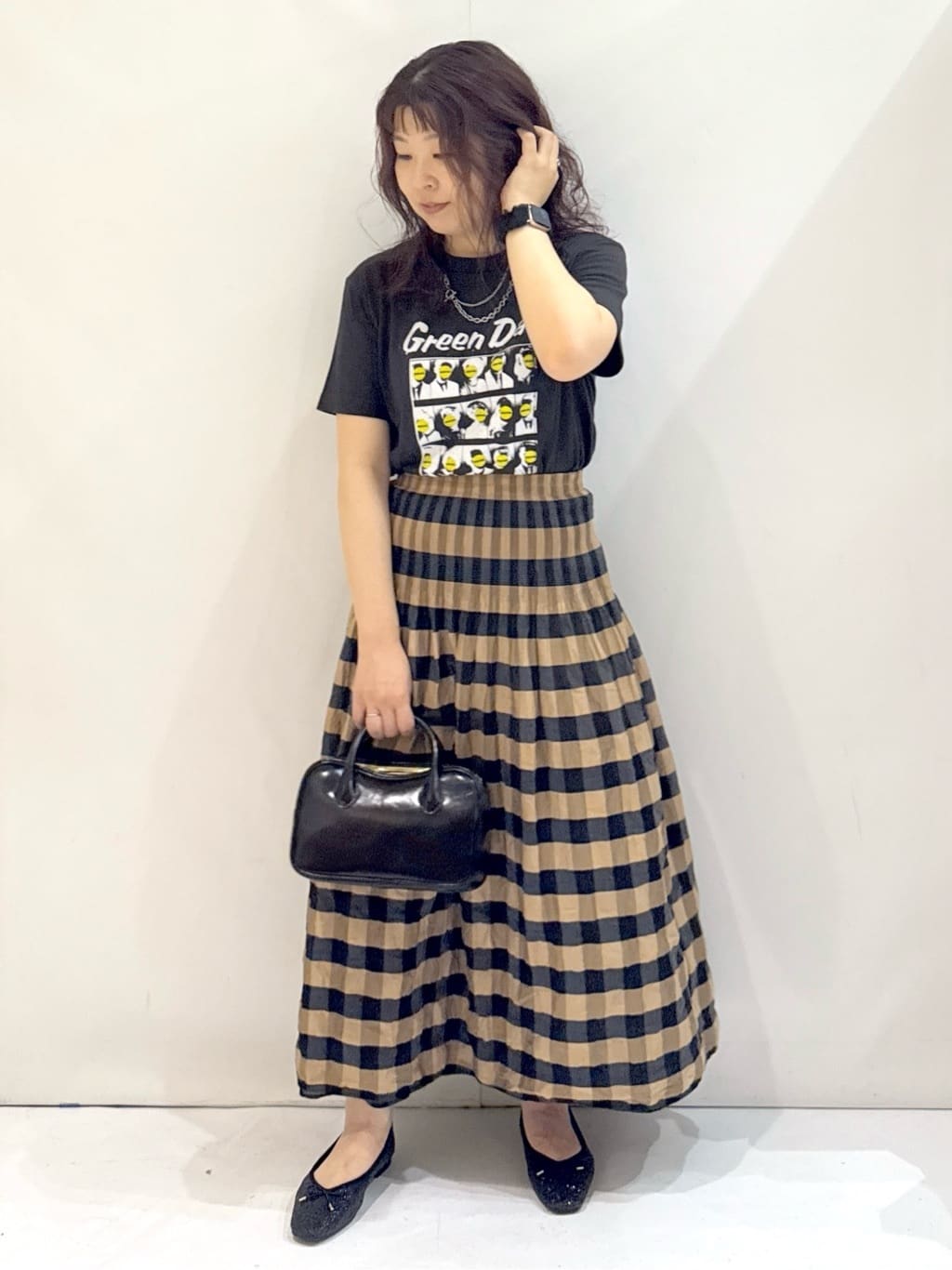 nakkoさんの「OPAQUE.CLIP｜ロックTシャツ別注アソート【GREEN DAY／METALLICA／THE BEATLES】」を使ったコーディネート
