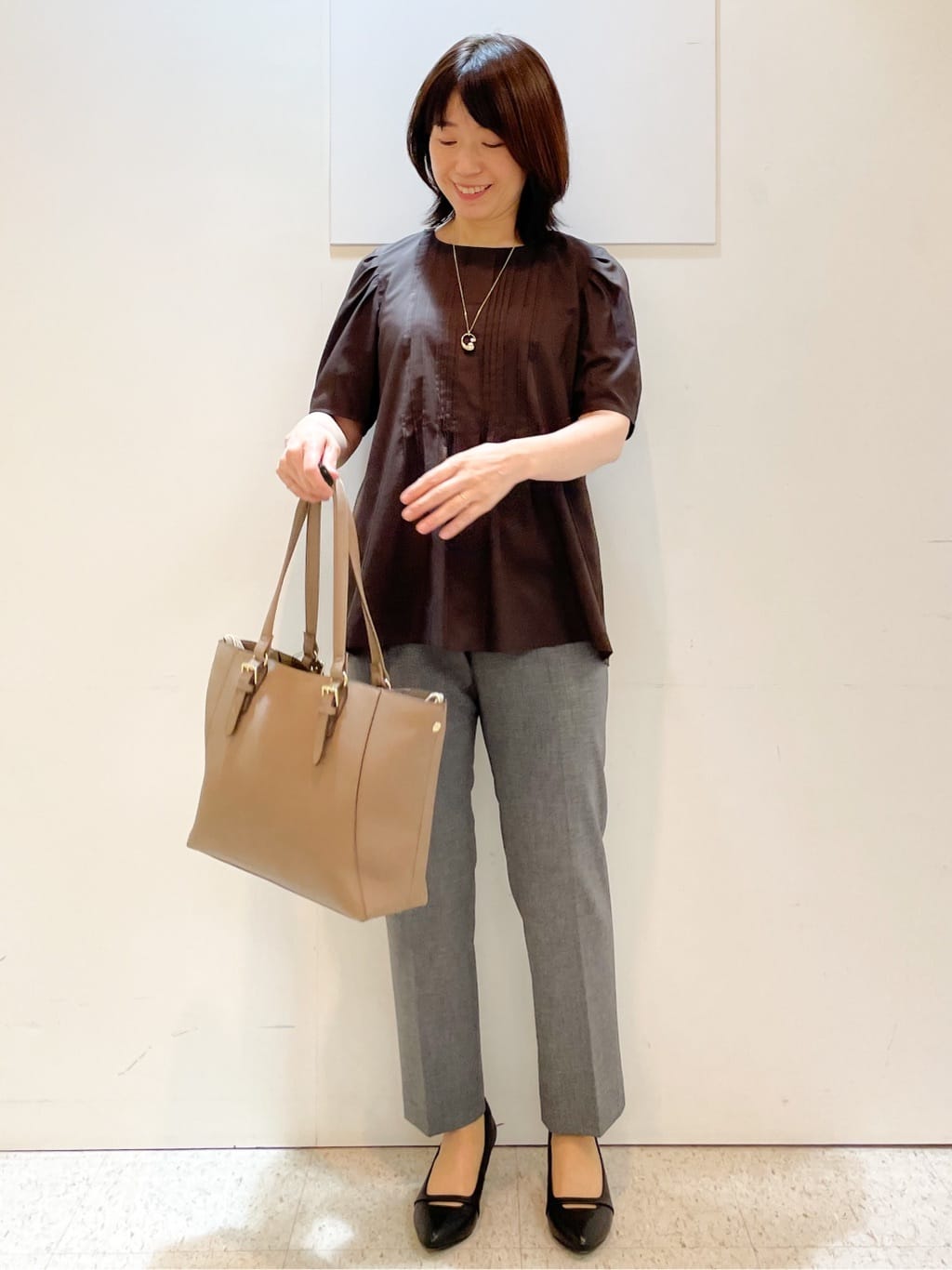 めいさんの「Reflect｜【すっきり見え！長め丈】ピンタックデザインチュニックブラウス」を使ったコーディネート