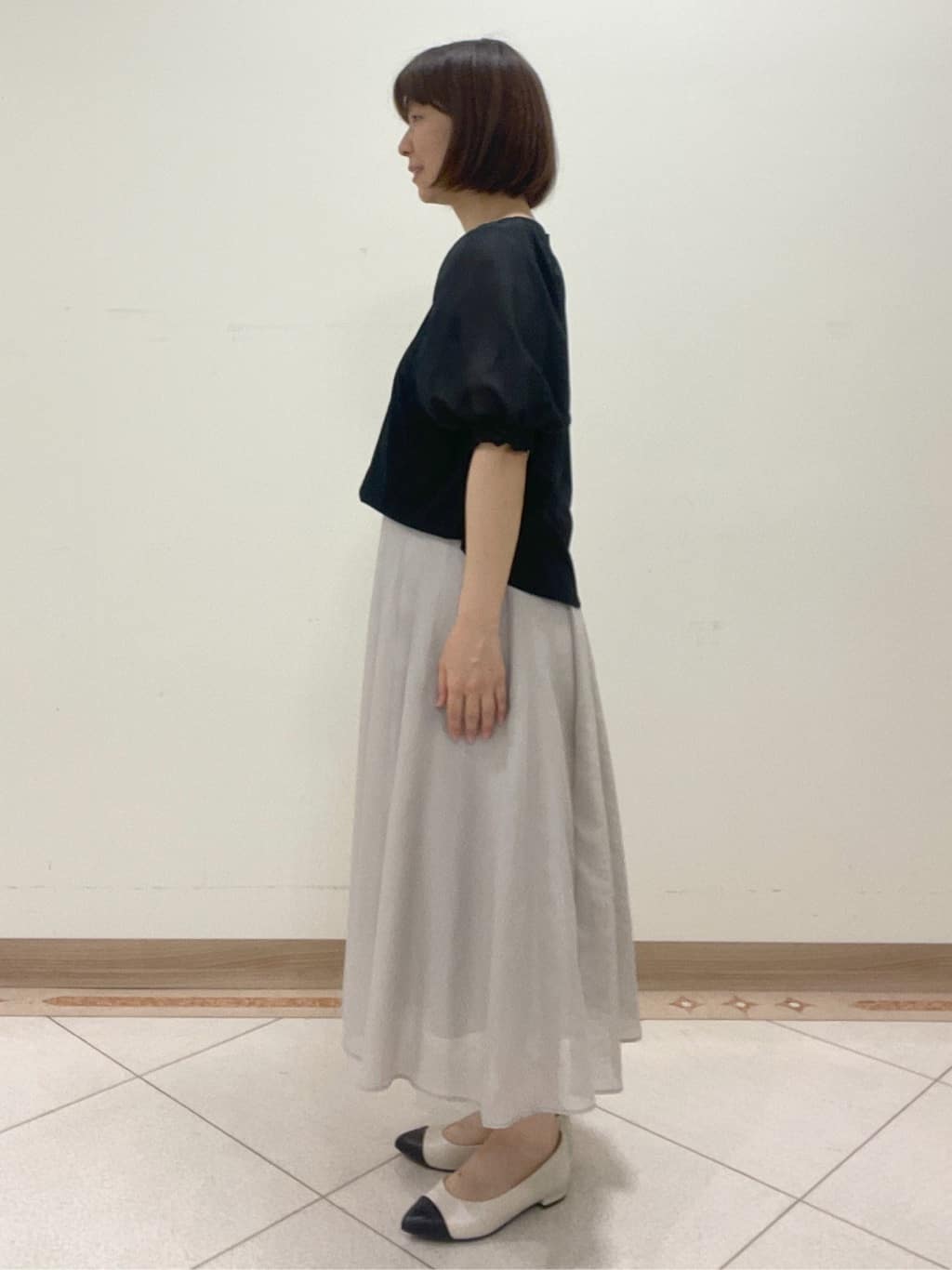 hanaさんの「Reflect｜【マシンウォッシュ可／セットアップ可】シアーボックスタックプリーツスカート」を使ったコーディネート