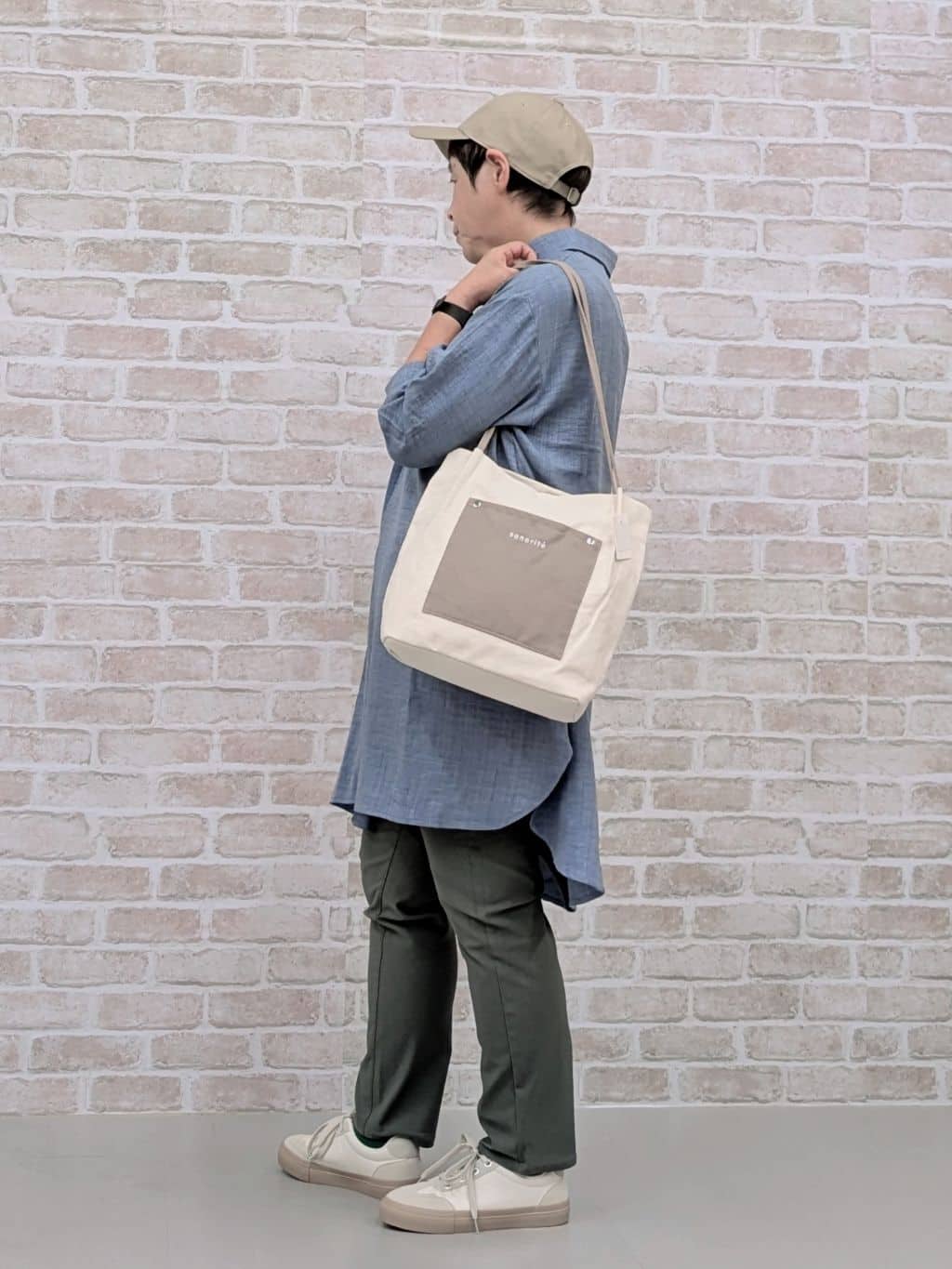 ⓔⓜⓘさんの「SHOO･LA･RUE｜【S-LL/体型カバー】さらっとしたタッチが魅力 デニムライクチュニック」を使ったコーディネート