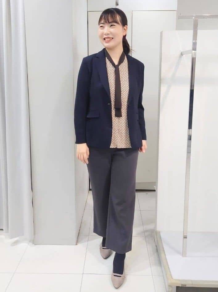 AZUSAさんの「Reflect｜【レイヤードに◎】ボウタイプリントブラウス」を使ったコーディネート