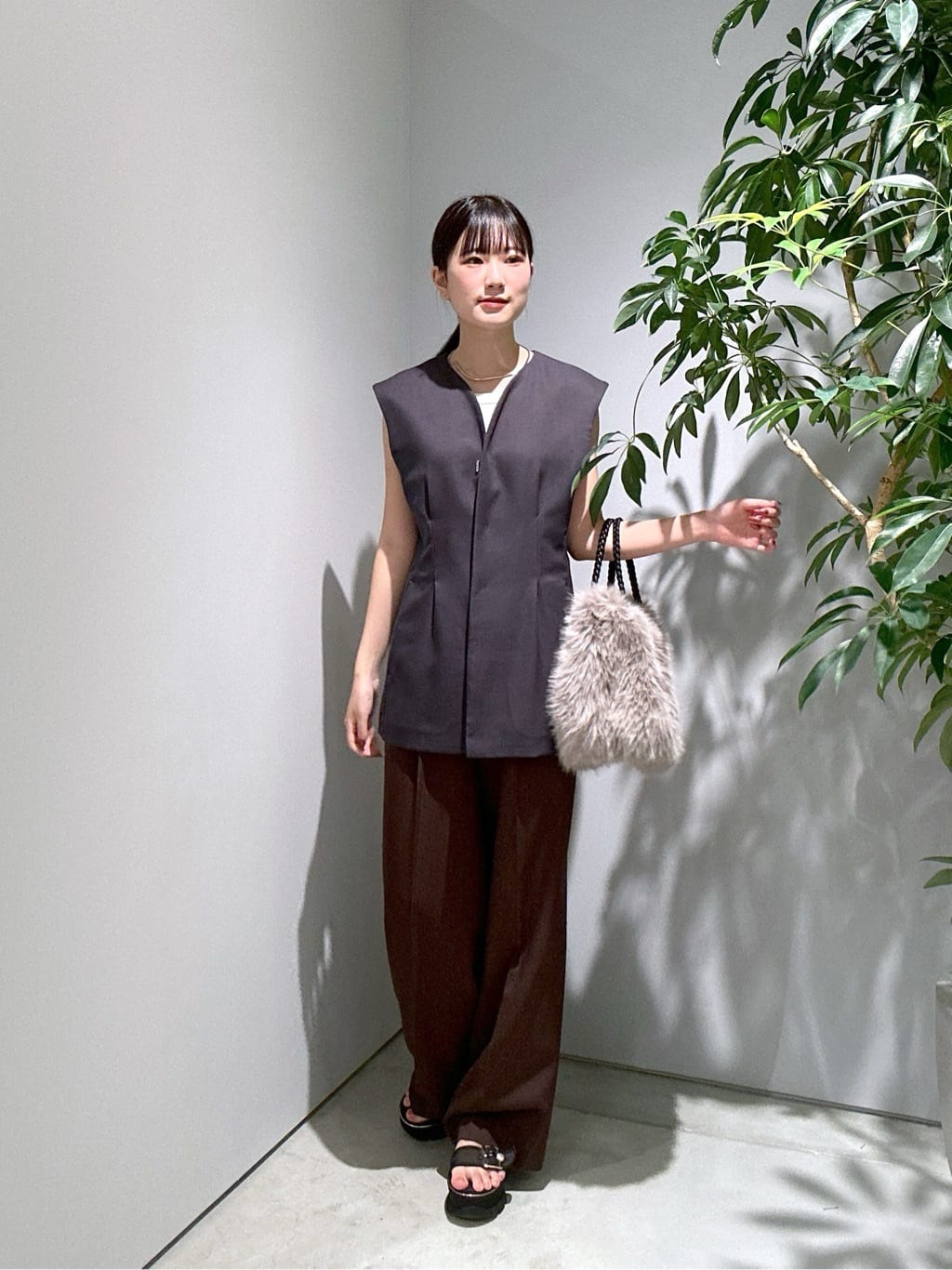 Renoさんの「INDIVI｜【セットアップ対応】ウーステッドライクジレジャケット」を使ったコーディネート