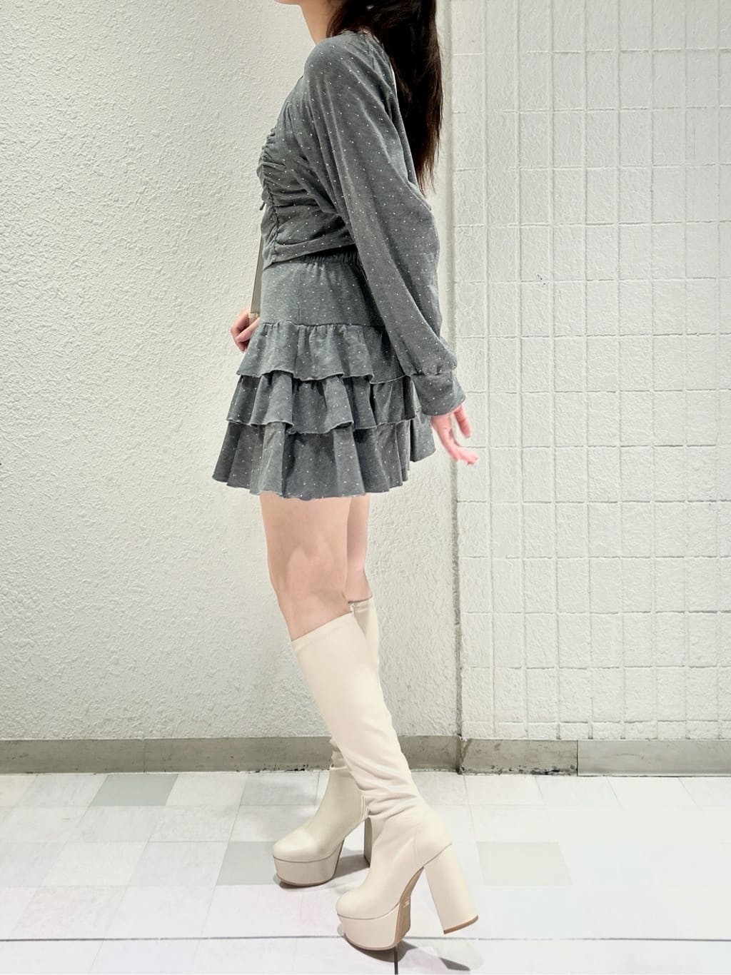takeさんの「ESPERANZA｜【ラク盛り】厚底ロングブーツ」を使ったコーディネート