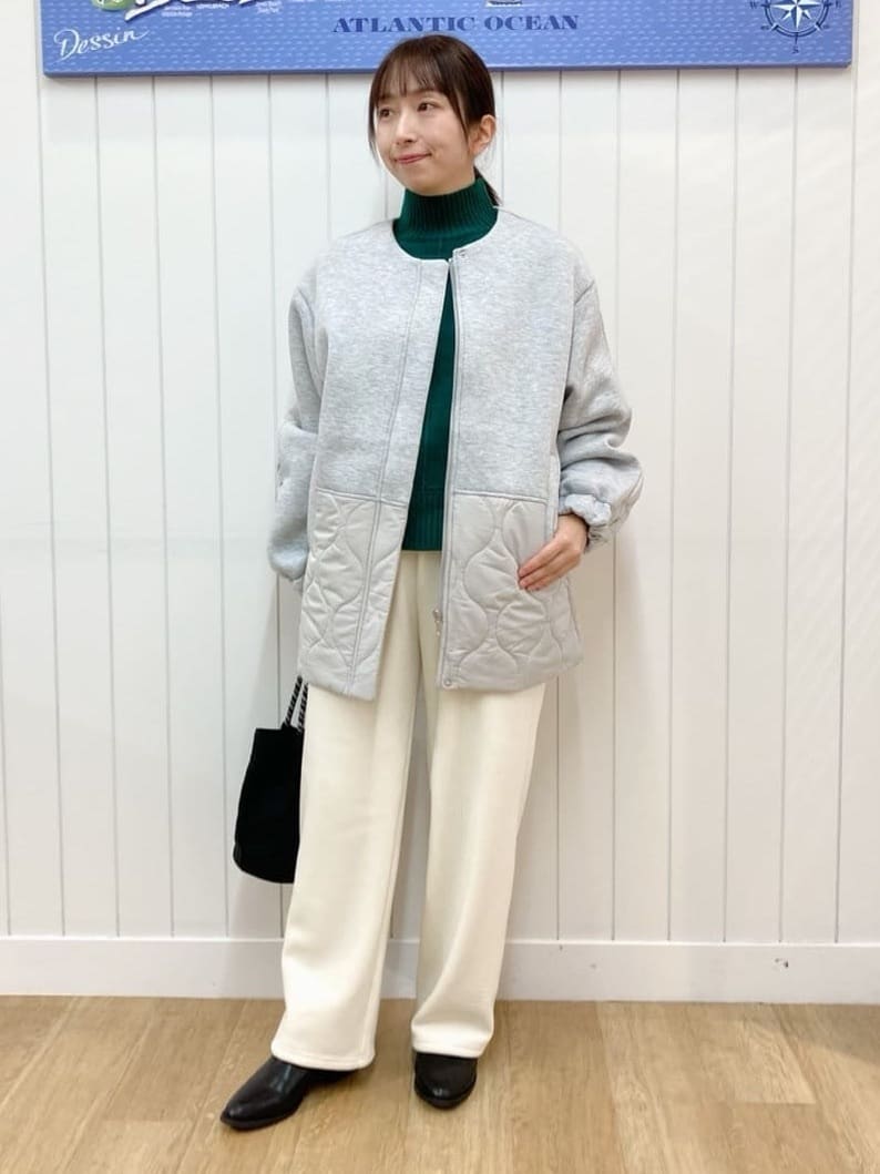 yoshiさんの「Dessin｜【洗える】センタータックラインハイネックニット」を使ったコーディネート