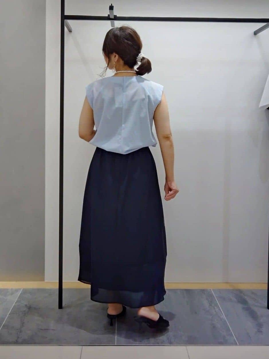 TOMOMIさんの「INDIVI｜【軽く羽織れる/洗える】ジャケット風カーディガン」を使ったコーディネート