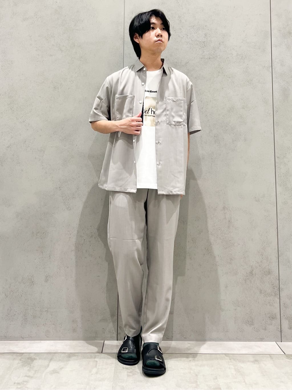 SHI-MAさんの「THE SHOP TK｜アートグラフィック 半袖Tシャツ 洗濯機OK」を使ったコーディネート