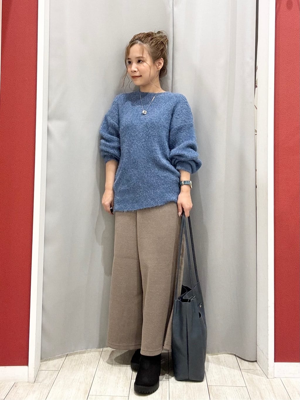 shioさんの「SHOO･LA･RUE｜【洗濯機可】美脚見え あったか圧縮ニット ガウチョパンツ」を使ったコーディネート