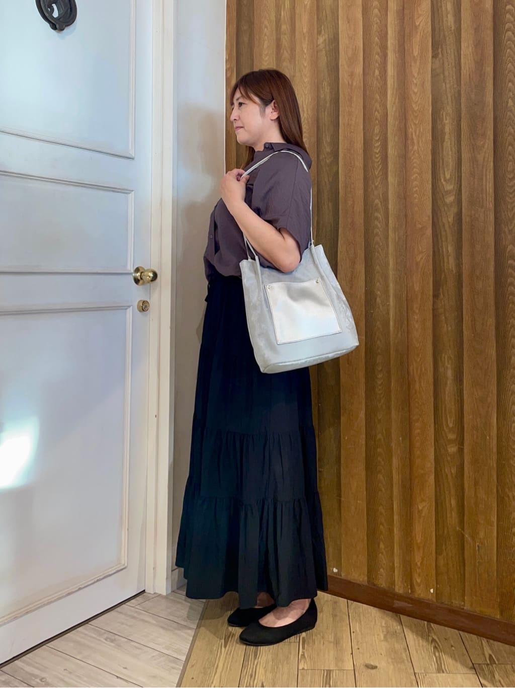ちえさんの「SHOO･LA･RUE｜【洗える/S-LL/5分袖】1枚でも羽織としても。さらさらドレープシャツ」を使ったコーディネート