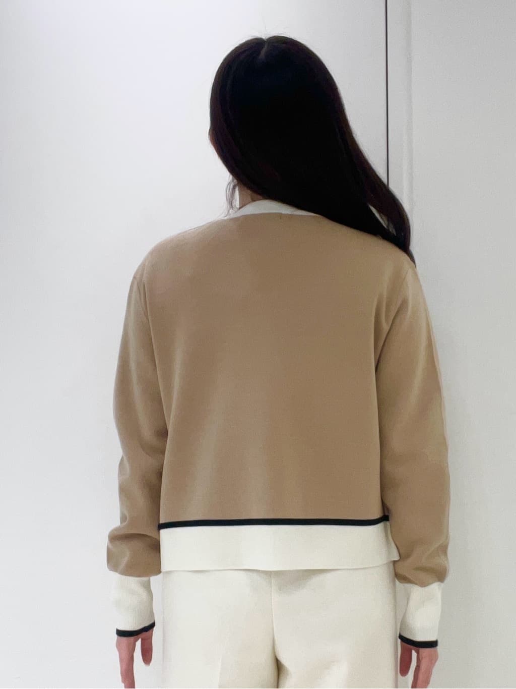 moeさんの「UNTITLED｜【アンサンブル可/ジャケット風】ウールミラノリブカーディガン」を使ったコーディネート