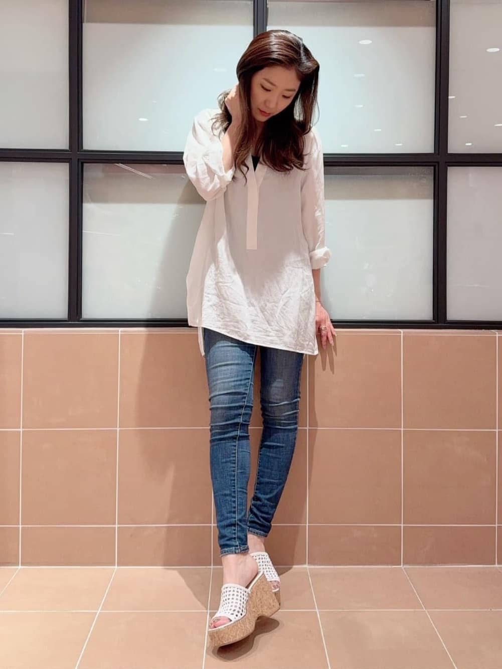 kaoriさんの「ESPERANZA｜マクラメ編みウェッジミュール」を使ったコーディネート