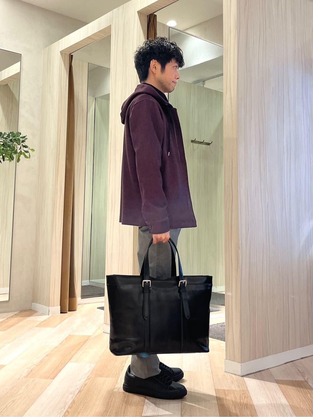 URAさんの「TAKEO KIKUCHI｜【Sサイズ～】ウォーム ミラノリブ オフネック プルオーバー」を使ったコーディネート